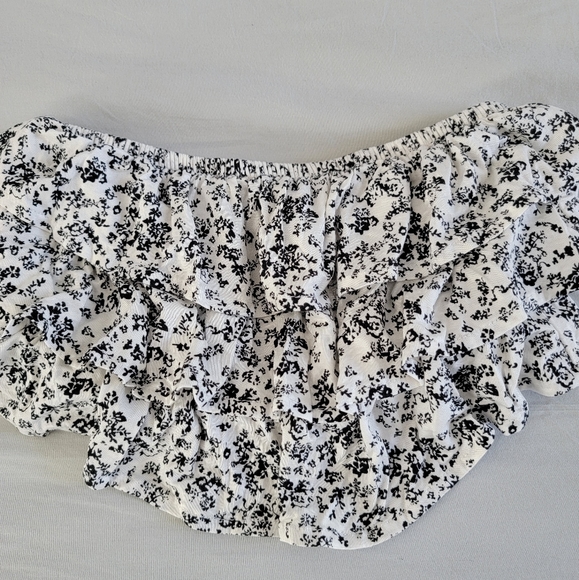 Garage XS/TP/XP crop top white with black - Picture 1 of 7